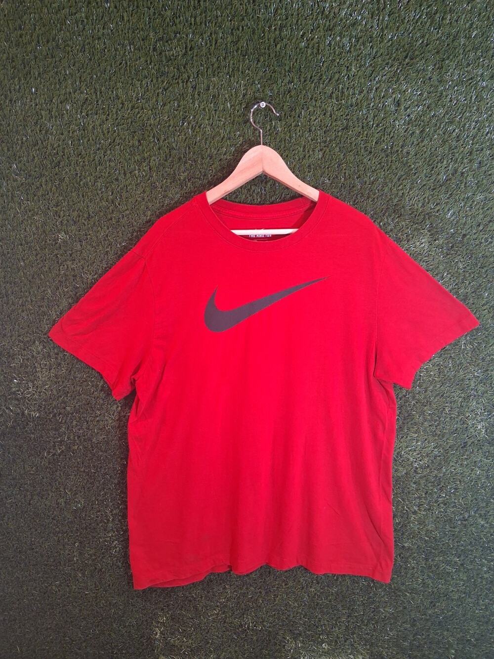 Nike Sportswear Icon Swoosh T-Shirt Men's XL Red Black "The Nike Tee" Cotton